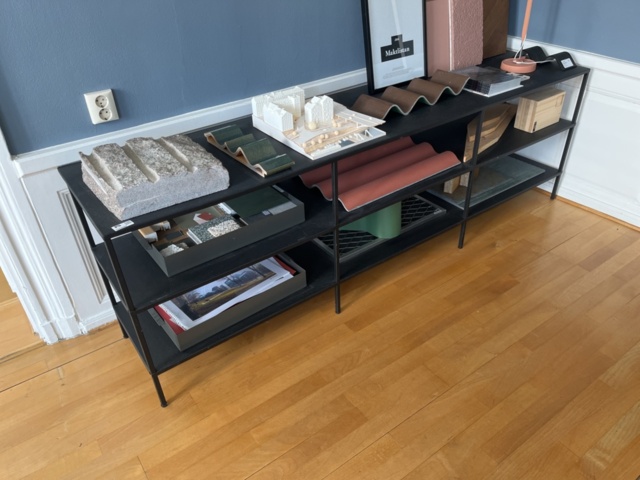 1204680-1 Metal side rails