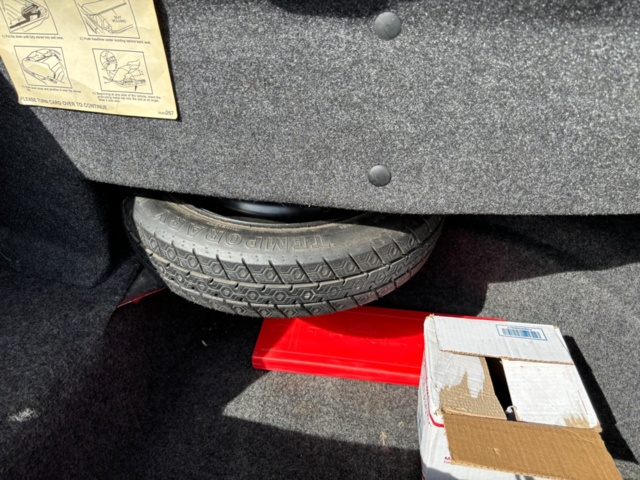 1205289-34 Chrysler LeBaron Convertible - 1994