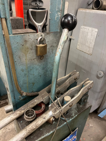 1201945-2 Hydraulic press Stenhøj 25T - 1980