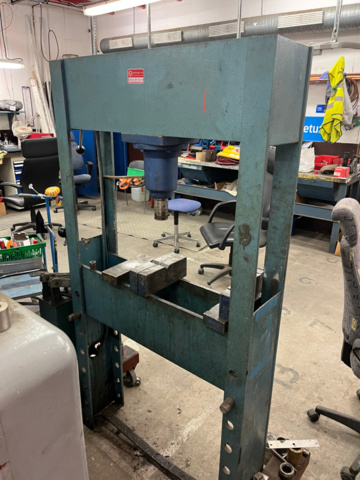 1201945-8 Hydraulic press Stenhøj 25T - 1980