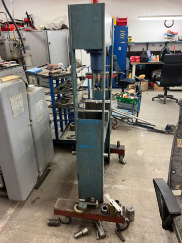 1201945-7 Hydraulic press Stenhøj 25T - 1980