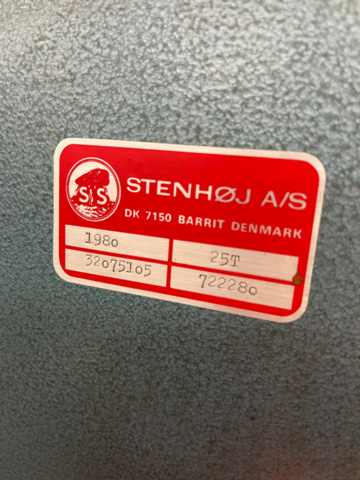 1201945-9 Hydraulic press Stenhøj 25T - 1980