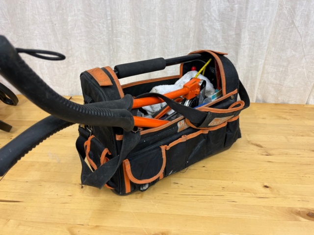 1140439-1 Bahco Tool bag with various tools