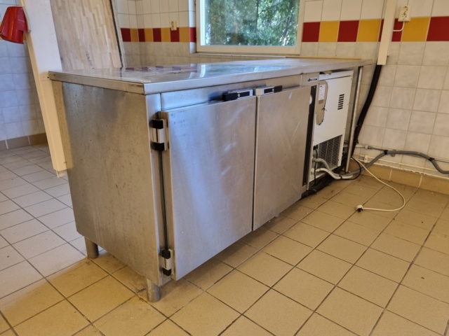 1205685-3 Porkka Fridge & ice machine