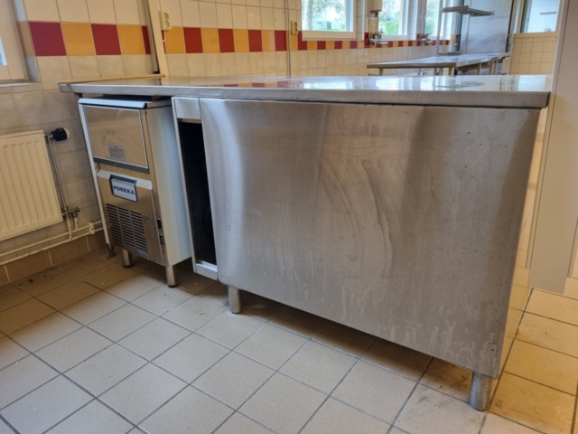 1205685-1 Porkka Fridge & ice machine