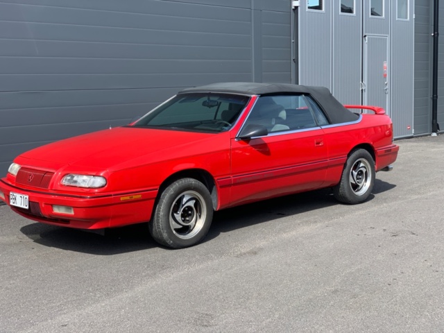 1205289-4 Chrysler LeBaron Convertible - 1994