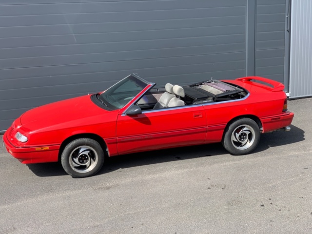 1205289-11 Chrysler LeBaron Convertible - 1994