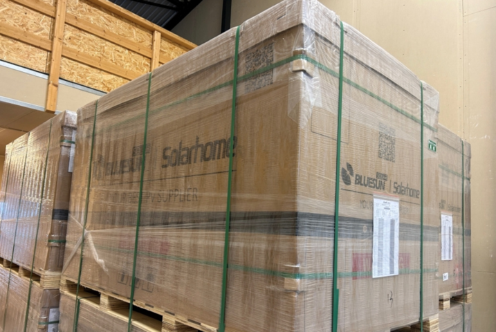 985413-5 Solar cells Bluesun Shingled Black Frame 18 pcs 480 W, inverter Bluesun 10 kW