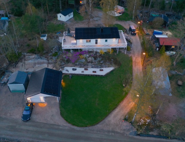 985413-1 Solar cells Bluesun Shingled Black Frame 18 pcs 480 W, inverter Bluesun 10 kW