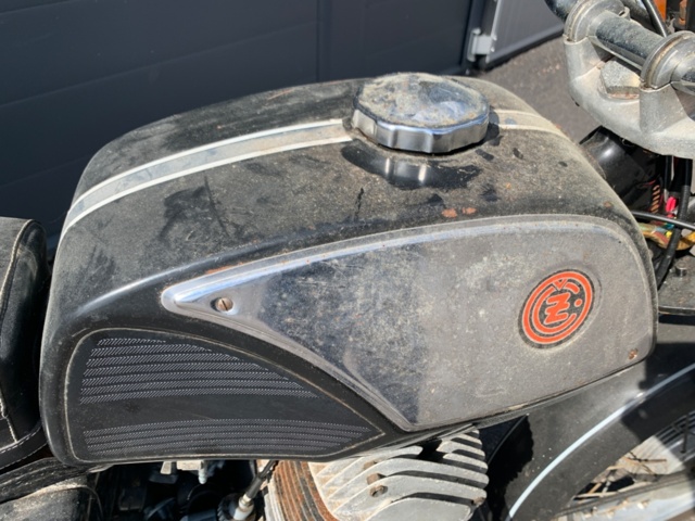 1205287-8 Motorcycle CZ 250 - 1980