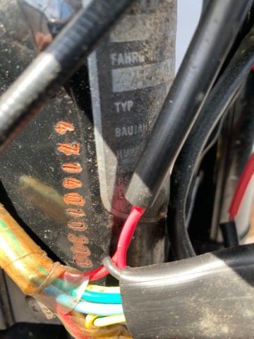 1205287-17 Motorcycle CZ 250 - 1980