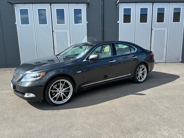 1205284-1 Lexus LS 600h AWD -2008
