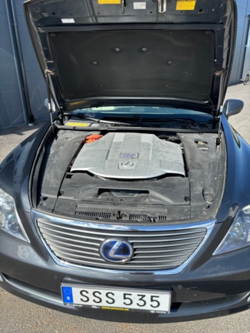 1205284-26 Lexus LS 600h AWD -2008