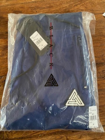 1205902-18 Products from world artist Chris Brown's brand Black Pyramid