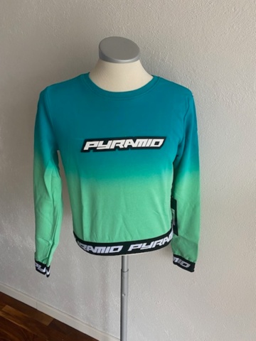 1205902-23 Products from world artist Chris Brown's brand Black Pyramid