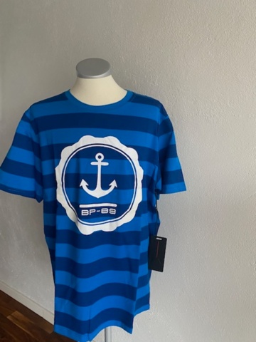 1205902-26 Products from world artist Chris Brown's brand Black Pyramid