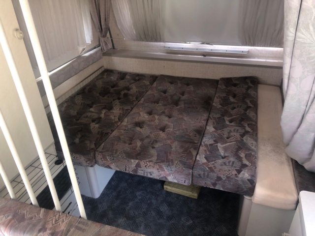 1206071-27 Caravan BURSTER HOLIDAY 540 TM -1992