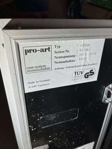 1194268-4 Mobile kitchen with hotplates, fridge, tap and sink as well as water heater