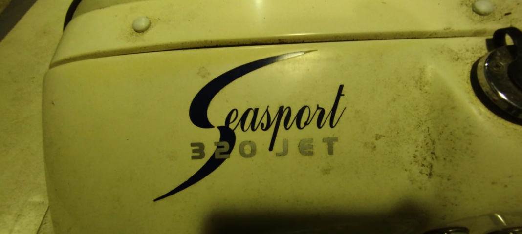 1194273-13 Avon jet rib 320