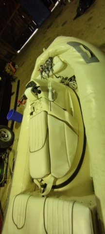 1194273-6 Avon jet rib 320