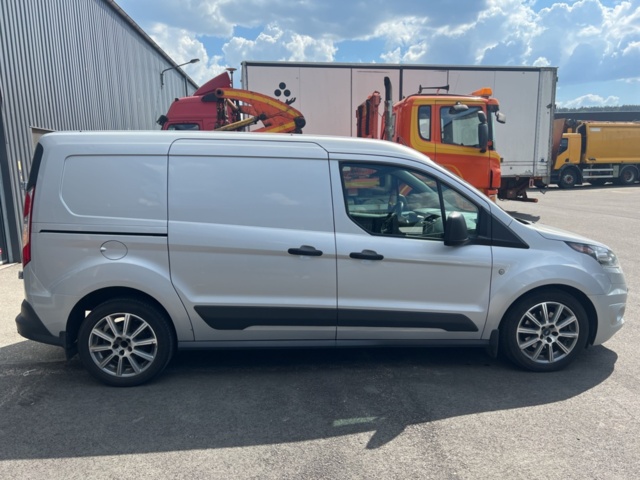 1205389-6 Ford Transit Connect 230 LWB - 2016