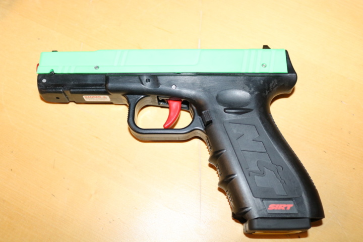 999368-17 Shooting simulator with 3 "weapons"