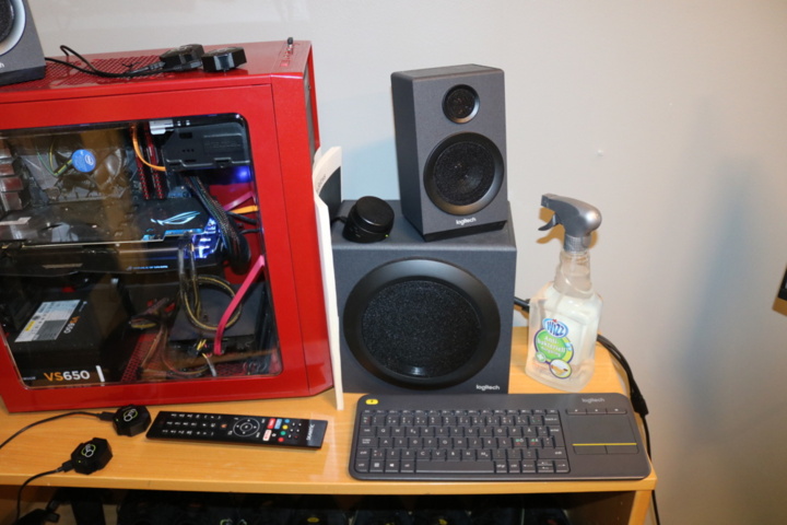 999370-6 VR-Virtual Reality. Virtuix Omni