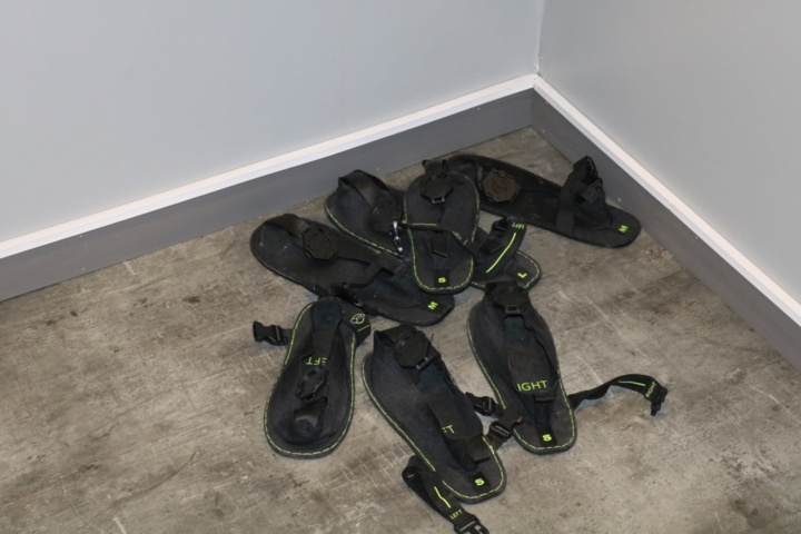 999370-19 VR-Virtual Reality. Virtuix Omni