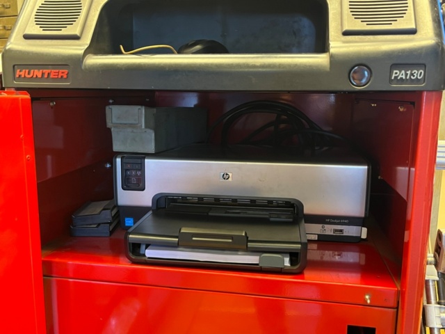 1208354-17 Wheel alignment machine, Hunter PA130