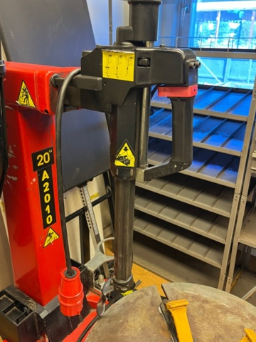 1208357-15 tire mounting machine, Corghi A2010