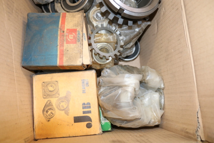 999380-13 Bearings & support in wooden box