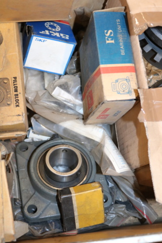 999380-16 Bearings & support in wooden box