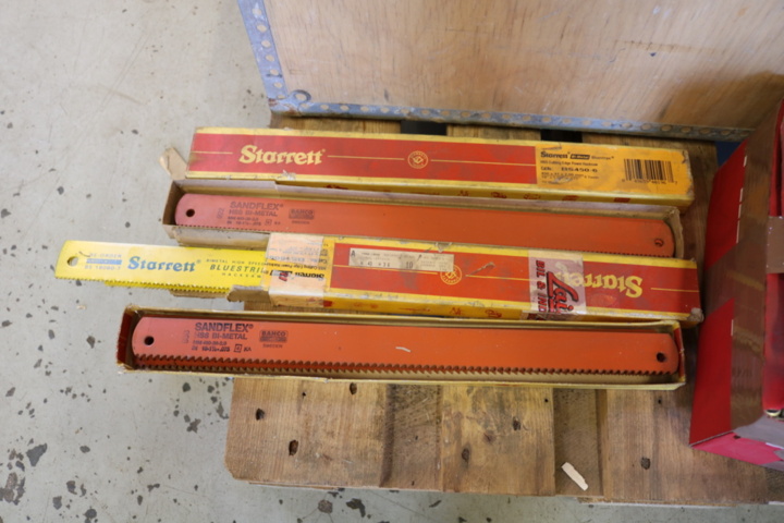999381-2 Metal saw blade & Hilti nail