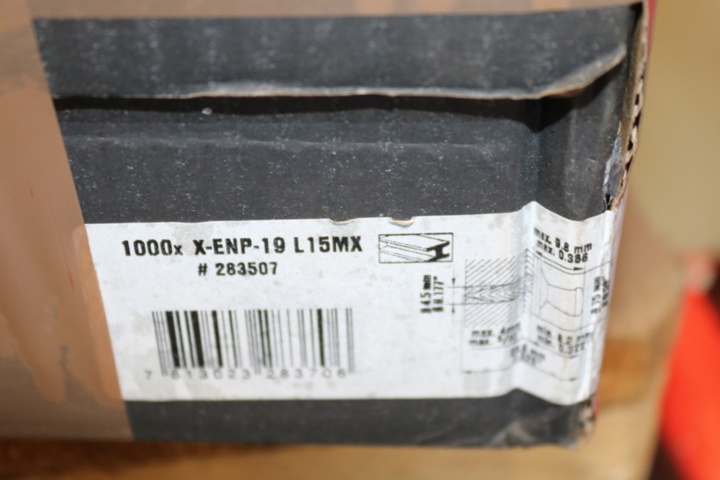 999381-12 Metal saw blade & Hilti nail