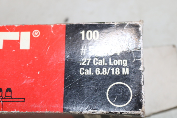 999381-19 Metal saw blade & Hilti nail