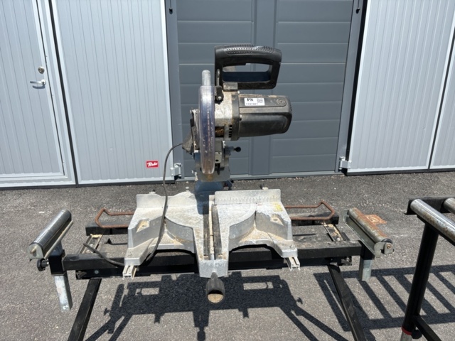 1137481-2 Woodster sl 10u cut and miter saw with stand and roller table