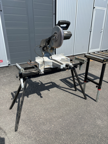 1137481-3 Woodster sl 10u cut and miter saw with stand and roller table