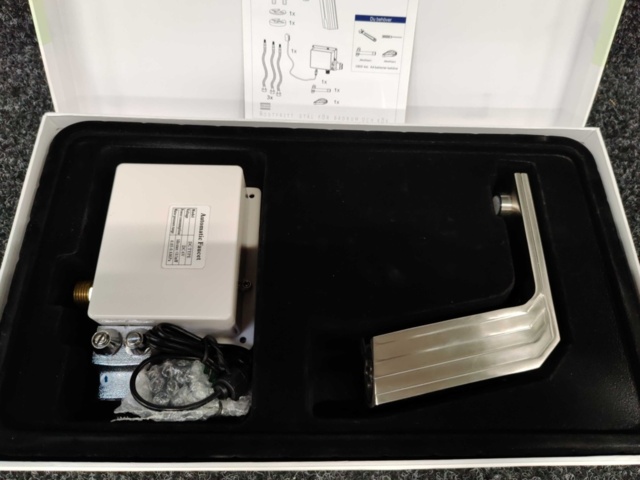 1208445-2 Washbasin mixer with sensor Strand Stainless Phoenix 3