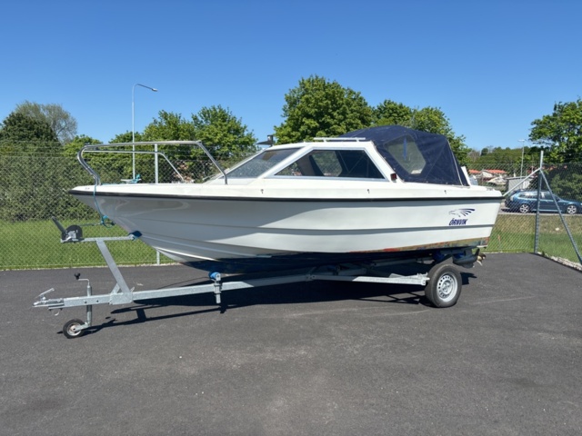 1137491-1 Örnvik 535 HT with Suzuki 115hp + trailer.