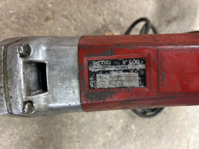 1151352-2 Ridgid 600 - Hand thread machine