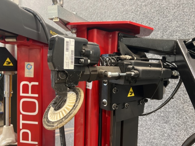 1208651-14 Tire mounting machine Mondolfo Aquila Raptor