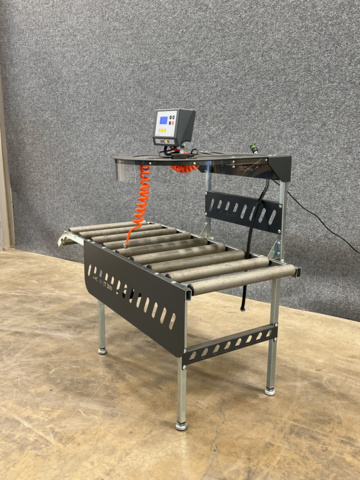 1208653-2 Pump table with safety portal AHCON