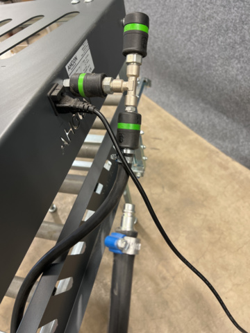 1208653-7 Pump table with safety portal AHCON