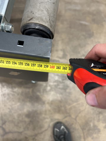 1208653-15 Pump table with safety portal AHCON