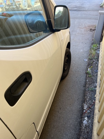 1085937-10 Nissan NV200 Van -2014