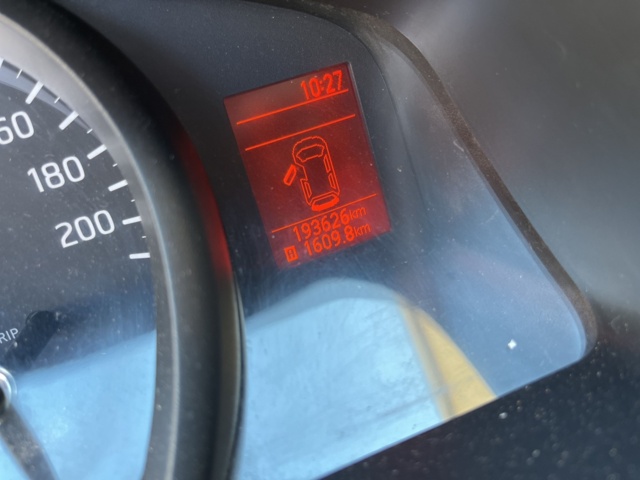 1085937-19 Nissan NV200 Van -2014