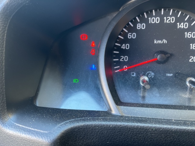 1085937-20 Nissan NV200 Van -2014