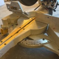 1085940-6 Cut & miter saw including stand - DeWalt DW712-QS