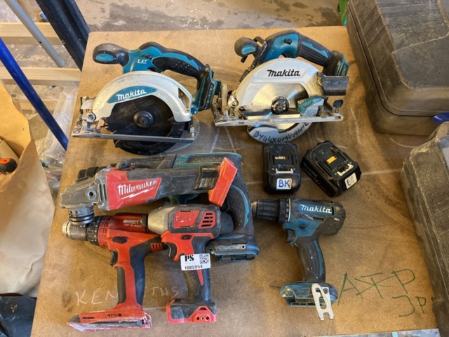 1085954-3 Electric hand tools 7 pcs - Makita/Milwaukee/Hilti