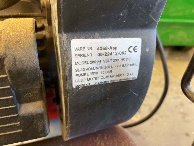 1085957-9 Kompressor Motek 280/24